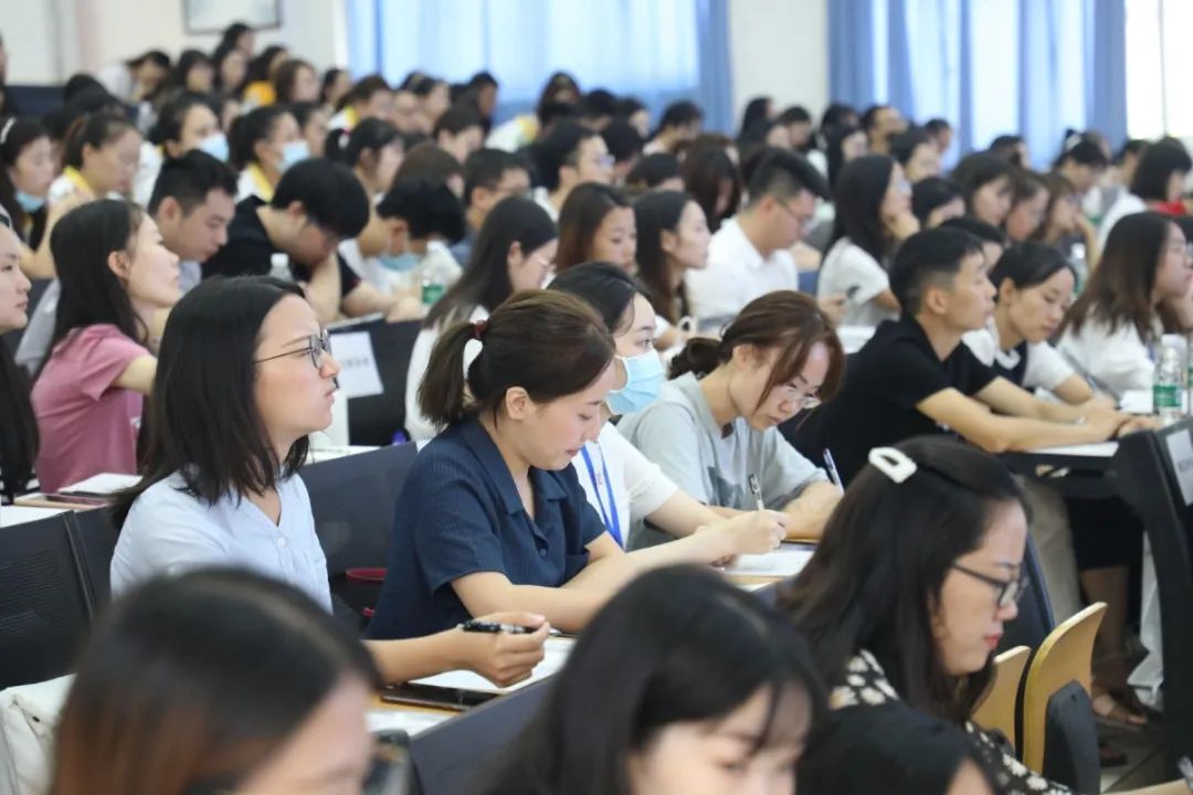 重点关注|欢迎你，嘉祥教育的新老师！